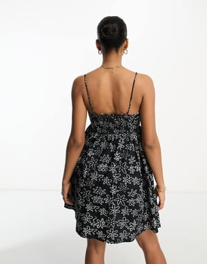 ASOS DESIGN Tall – Miniklänning i bomull med plisserad byst och enfärgat blommönster