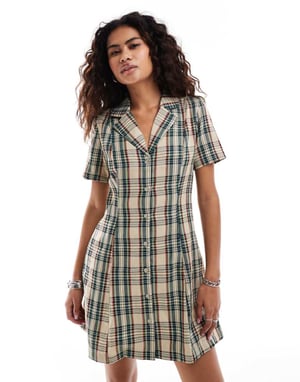Something New – Marinblå och beige rutig miniskjortklänning med knappar