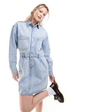 Dr Denim – Teegan – Ljusblå, sliten tvätt med långärmad minijeansklänning i avslappnad passform