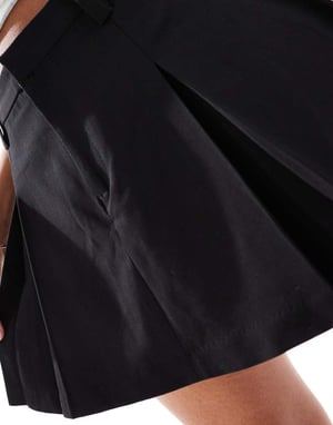 Cotton On suiting pleated 90s mini skirt black