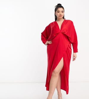 ASOS DESIGN Curve – Exclusive – Röd midaxiklänning i satin med fladdermusmönster och slits i kjol