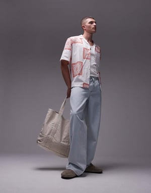Topman – Vit skjorta med kort ärm och reversmönster