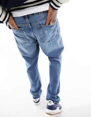 ASOS DESIGN – Raka jeans i vintage-tvätt