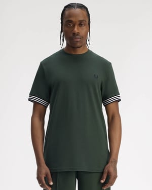T-Shirt in Dark Green