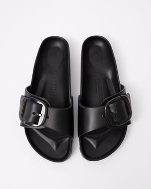 Madrid Madrid Big Buckle Sandals in Black