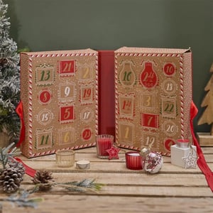 WDMT Adventskalender met kerst kaarsen kerst cadeau rood