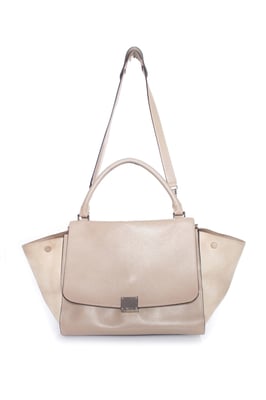 Celine Trapeze-väska i beige.