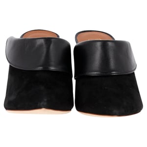 Malone Souliers spetsiga klackskor i svart mocka och läder