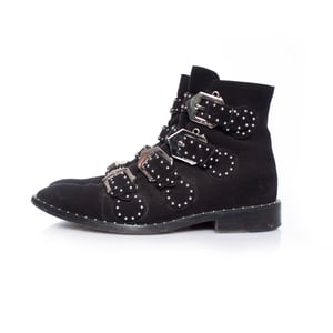 Zwarte laarzen met studs en gespen van Givenchy