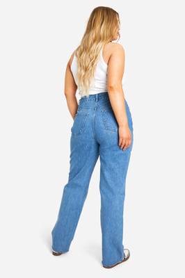 Plus Asymmetric Waist Straight Jeans
