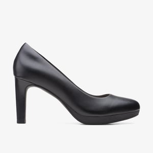 Ambyr Joy Black Leather Shoes