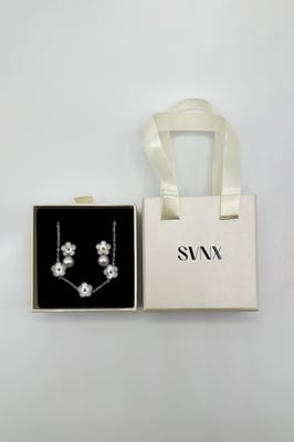 Floral Pearl Stud Earrings & Bracelet in Silver