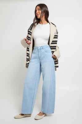 Mid Waist Twisted Seam Barrel Leg Jean