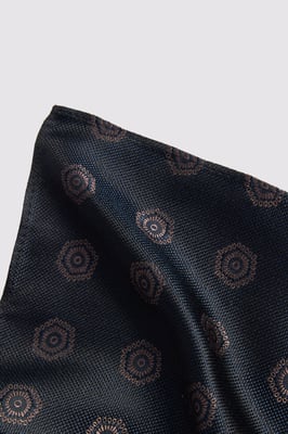 Hexagon Medallion Hankerchief
