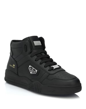 Mid-Top Sneakers Street