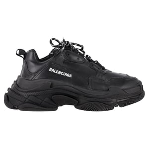 Balenciaga Triple S Sneakers in Zwart Polyester