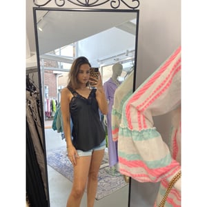 Estee Brown Paris a2128 top black