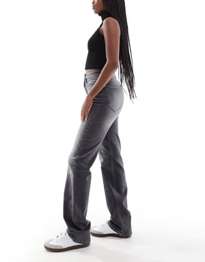 ONLY Maddie extra high waist dad jeans in grey