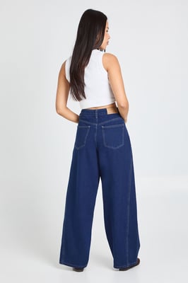 Petite Mid Waist Twisted Seam Barrel Leg Jean