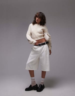 Topshop stickad kort fluffig kabeltröja i krämfärg