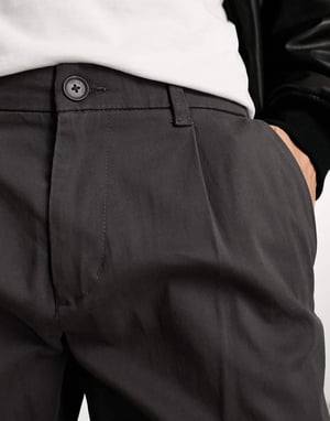 ONLY & SONS slim fit chinos i grått