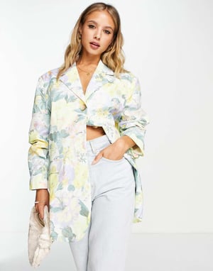 ASOS DESIGN blommig oversized farfar blazer