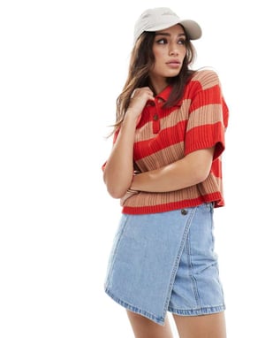 ASOS DESIGN stickad polo topp i ribb i ränder i orange och röd