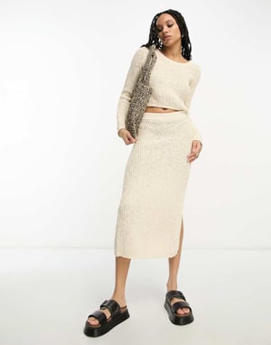 ASOS DESIGN stickad maxikjol i texturerad stegsöm i krämfärgade koord