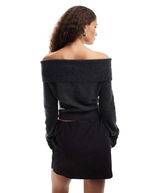 Weekday Lolo off shoulder stickad tröja i svart melange