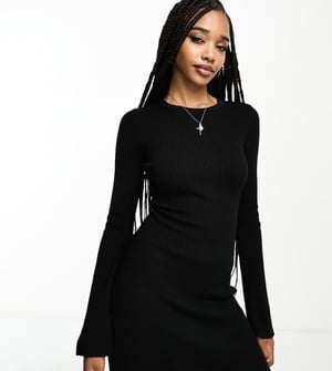 ASOS DESIGN Hög passform och svängd mini-klänning i svart