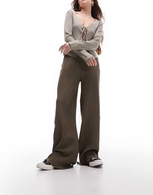 Topshop plisserade vida byxor i khaki