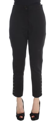 Broek met knoopdetails