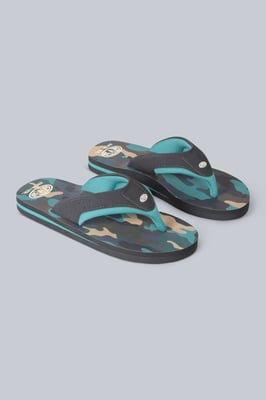 'Jekyl' Kids Flip Flops Slip On Lightweight Comfortable Walking Beach Slippers Camouflage