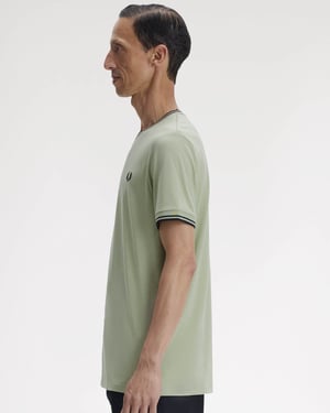 T-Shirt in Sage Green