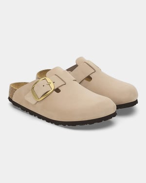 Boston Clogs in Tan