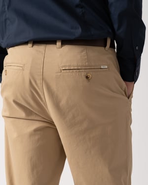 248 Regular Fit Chinos in Brown