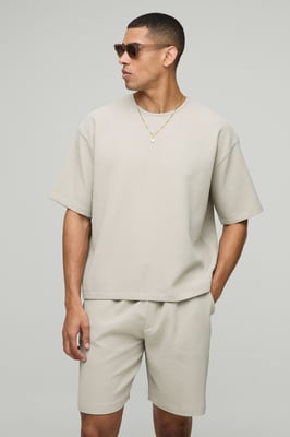 Oversized Boxy Pleated T-Shirt and Relaxed Fit Mid-Length Short Set