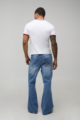 Pocket Embroidery Rigid Flared Jeans