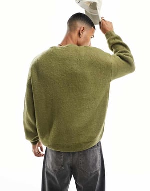ASOS DESIGN oversized stickad borstad crew neck tröja i khaki
