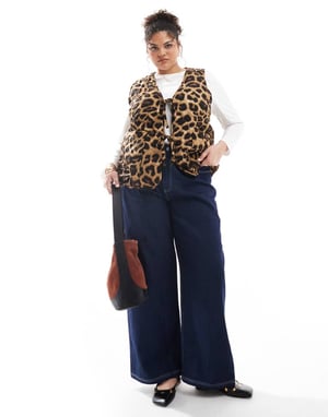 ONLY Curve quilted gilet in leopard print