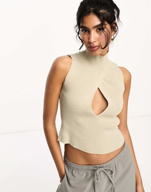 Sixth June stickad crop top i beige