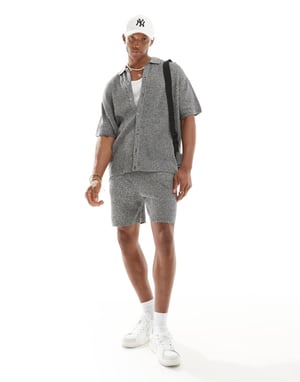 ASOS DESIGN koordinerade stickade shorts i svart vriden ribb