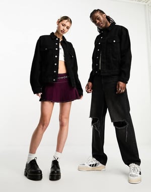 COLLUSION Unisex oversized denimjacka i svart