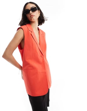 ASOS DESIGN ärmlös skräddarsydd blazer i linne i röd