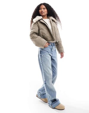 ASOS DESIGN Petite borgkrage vadderad jacka i khaki