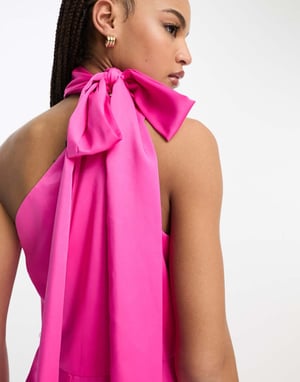 Forever New jumpsuit med knytkrage i rosa satin