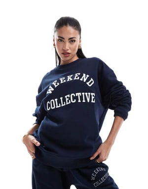 Weekend Collective co-ord överdimensionerad sweatshirt med logga i marinblå