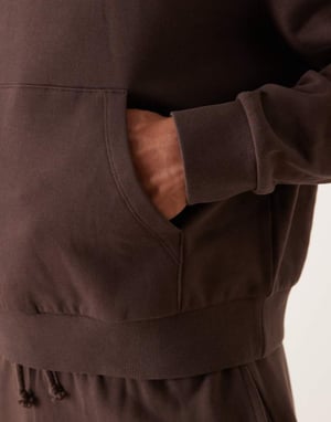 ASOS DESIGN essentials boxy avslappnad hoodie i sälbrun