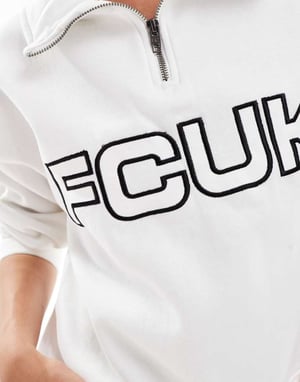 FCUK halvhög zip-tröja med logotyp i vitt