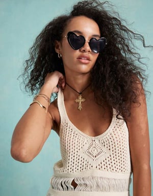 Miss Selfridge virkad franskantad topp i krämfärg